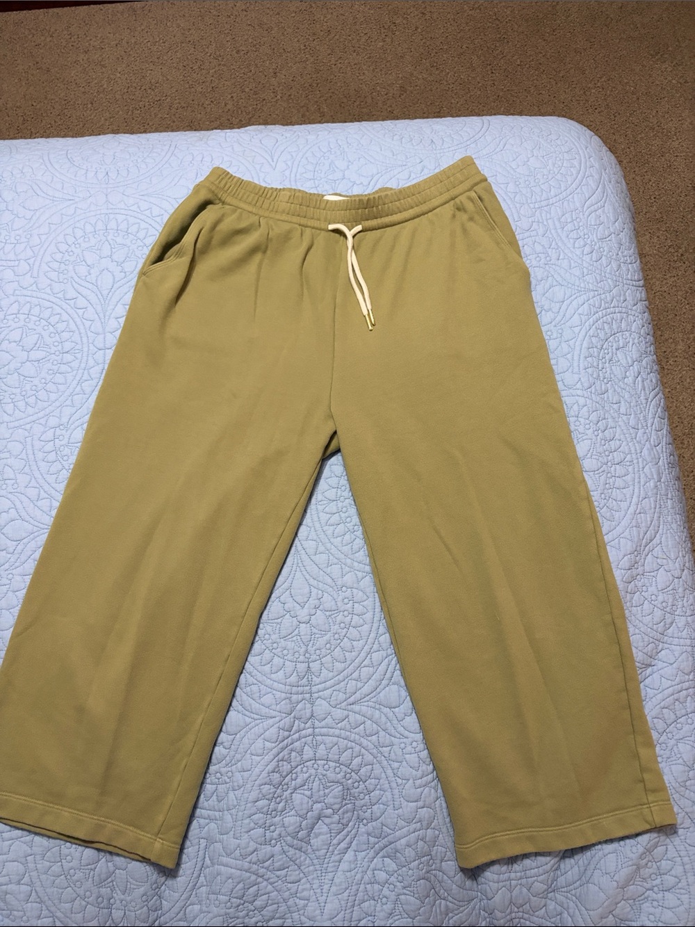 Women's Wide-Leg Drawstring Track Pants in Olive Green